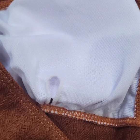 High Waisted Triangle Bikini Set - Picture 4 of 4